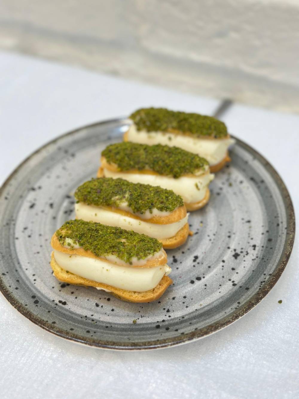 Fıstıklı Ekler (1 kg.)